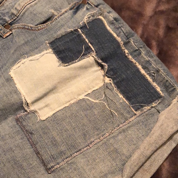 Shorts - Picture 3 of 5